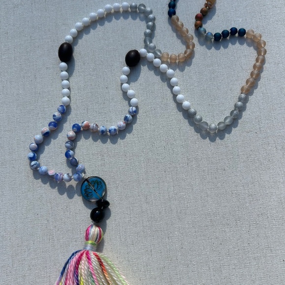 Japa Mala Lotus flower Rainbow Joy - Picture 5 of 5